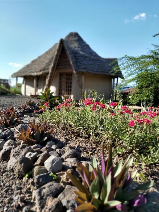 Kutoka * Arusha
